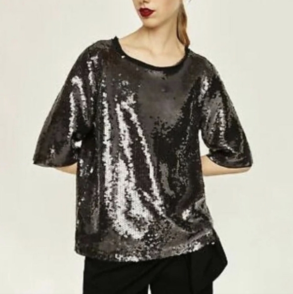 Zara Tops - ZARA Woman gunmetal sequin raw hem top